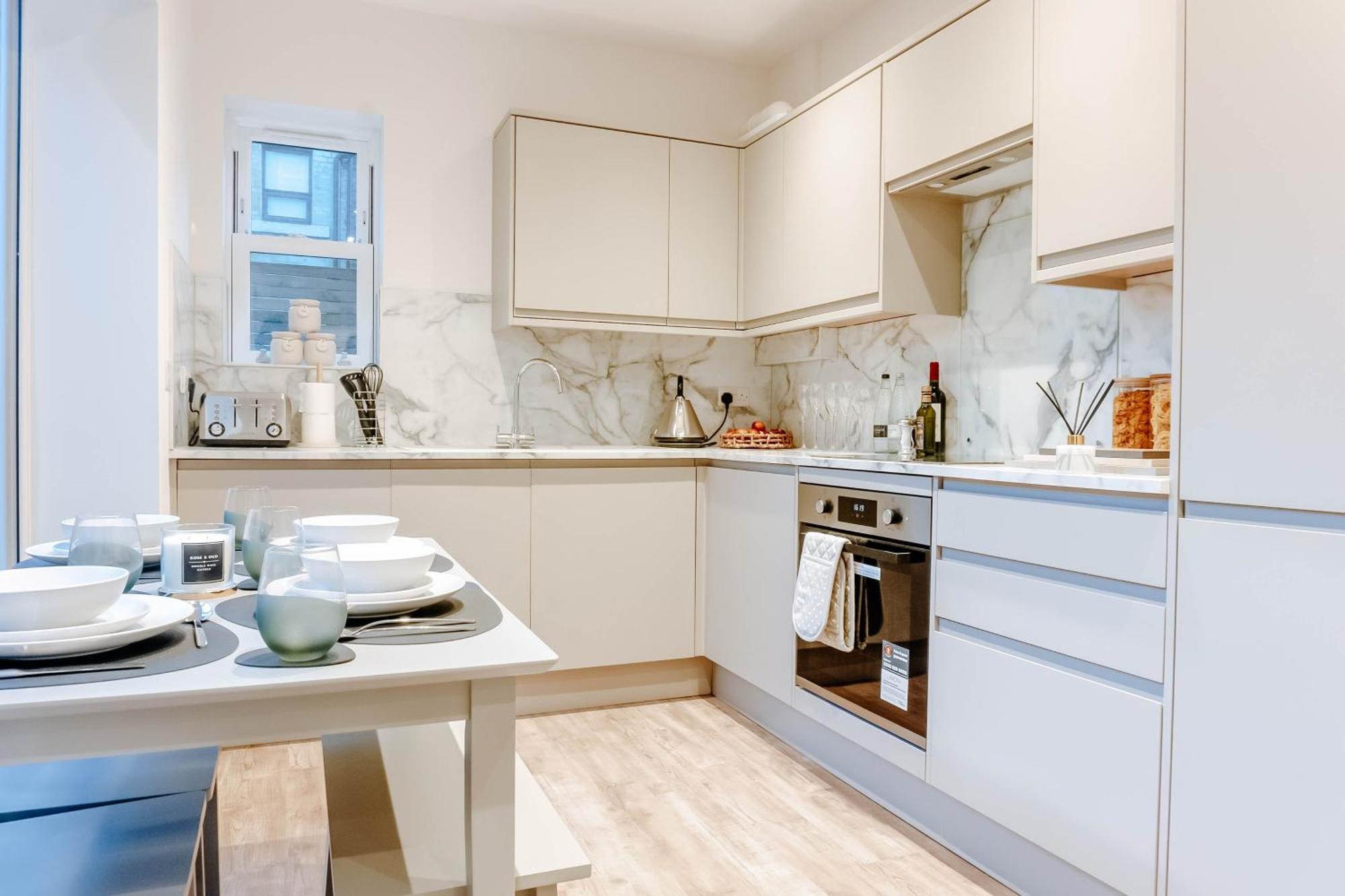 Apartment Mayfield - - Ground Floor *